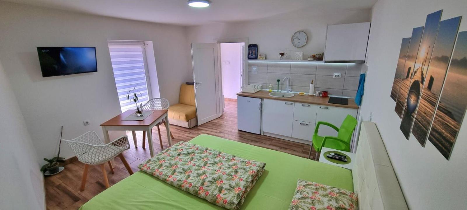 "My Life" Luxury River Apartments Ni Exterior foto