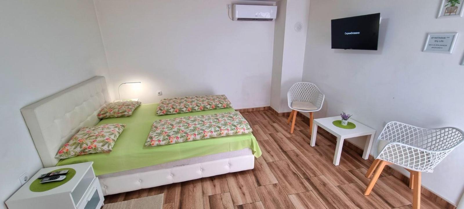 "My Life" Luxury River Apartments Ni Exterior foto
